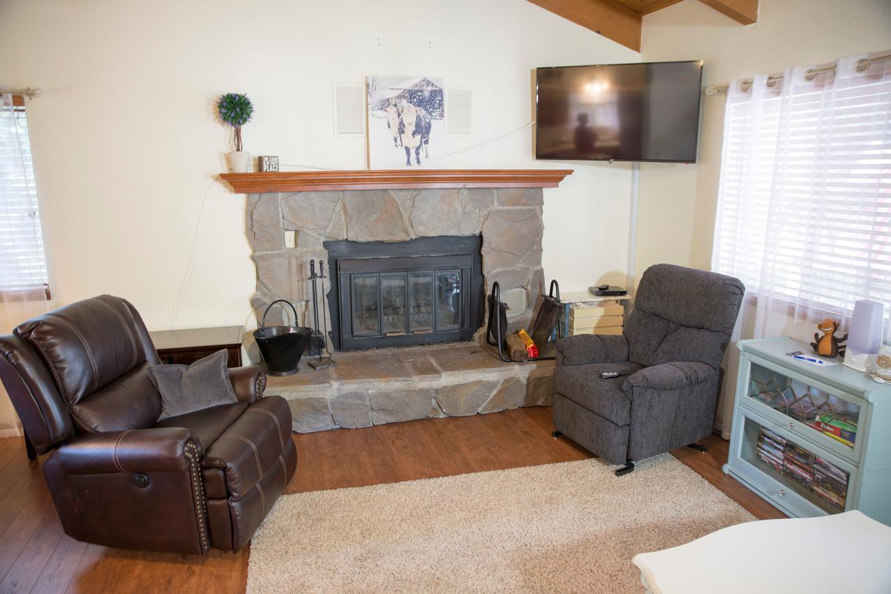 Lovely Mountain Lake Chalet By Yosemite: Equipped! Гровленд Екстер'єр фото