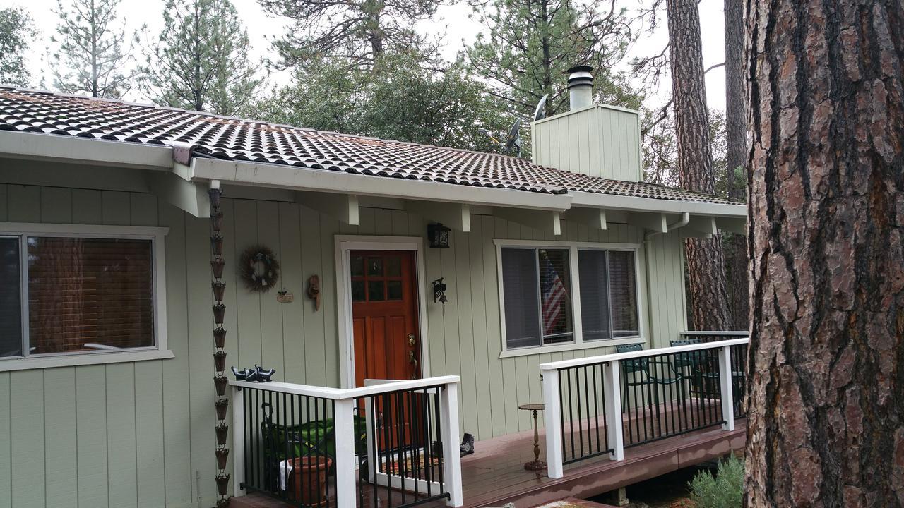 Lovely Mountain Lake Chalet By Yosemite: Equipped! Гровленд Екстер'єр фото